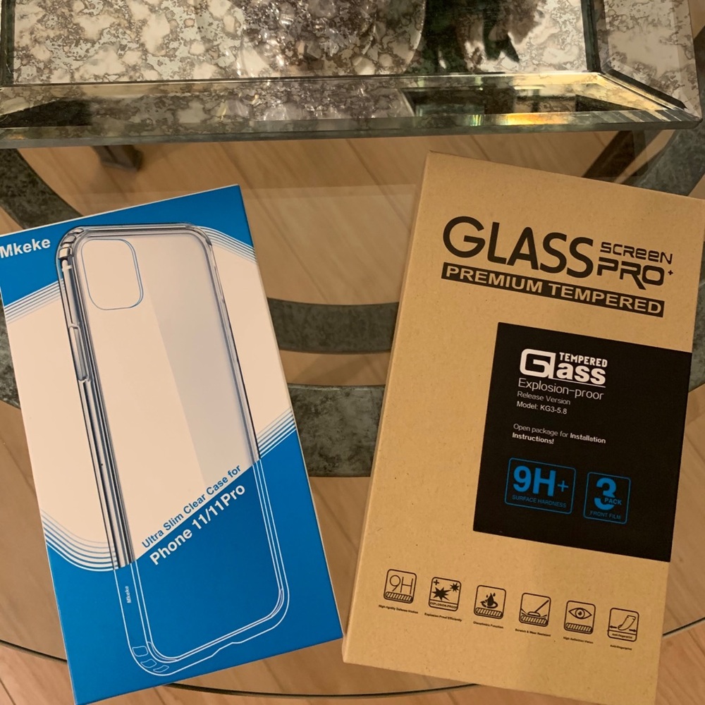 BRAND NEW CLEAR CASE AND TEMPERED GLASS